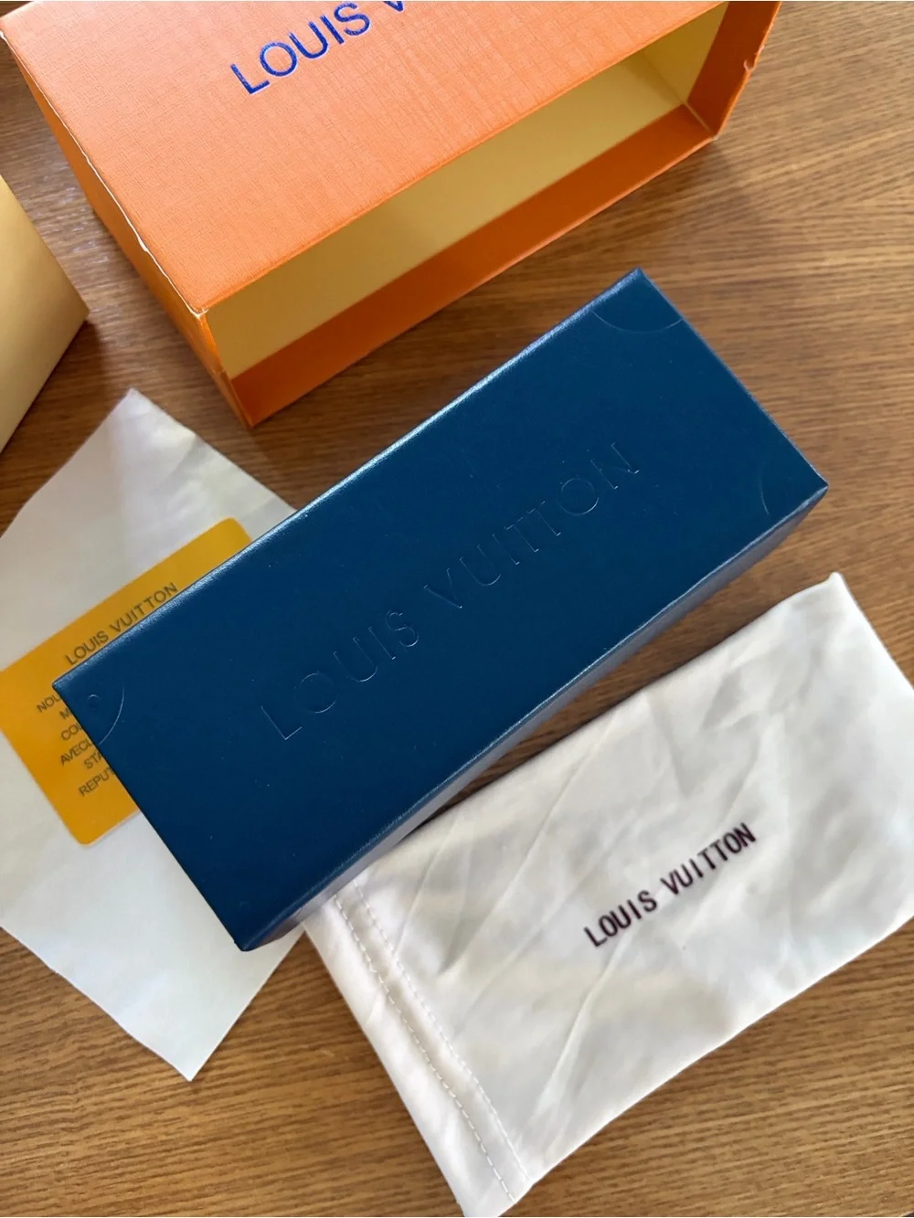 Louis Vuitton Accessories Empty Sunglasses Box,Case Lens Cleaning Cloth,Dust Bag - Picture 4 of 16